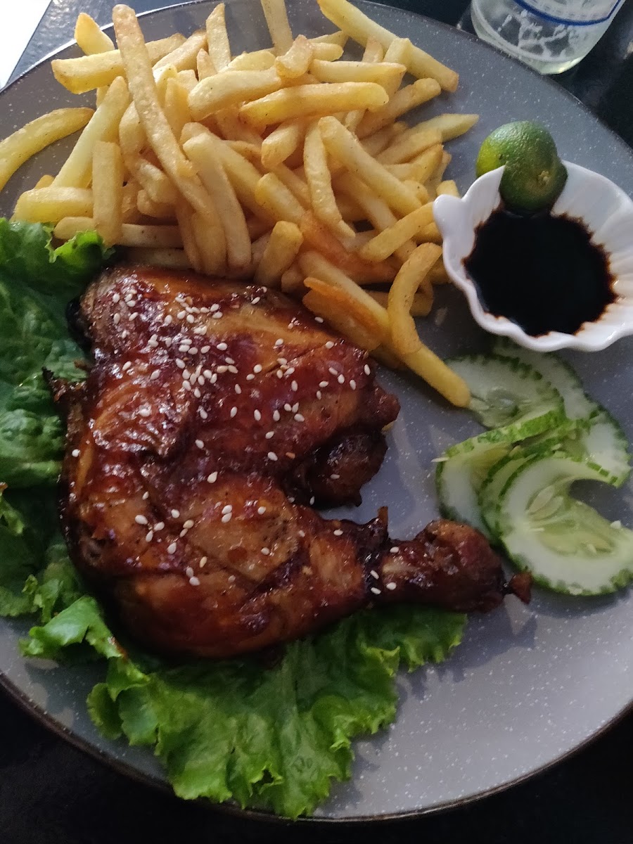 Nomnom Comfort Food-6