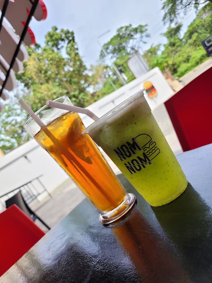 Nomnom Comfort Food-9